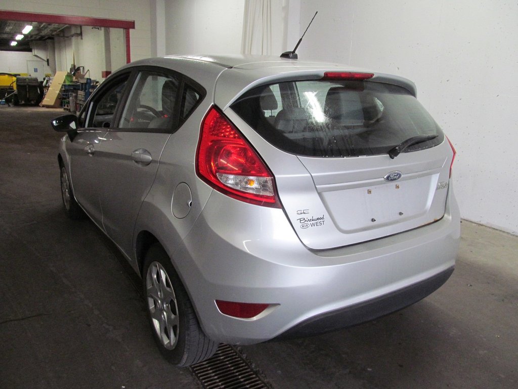 2011  Fiesta SE in Dartmouth, Nova Scotia - 2 - w1024h768px