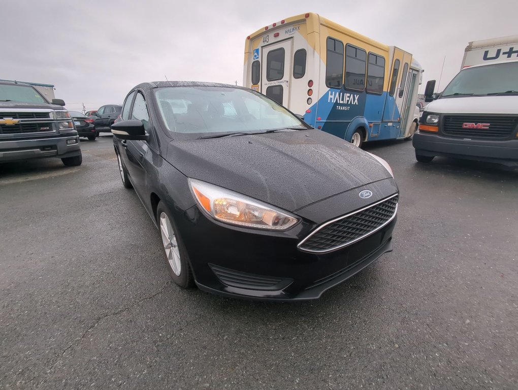 2016 Ford Focus SE in Dartmouth, Nova Scotia - 2 - w1024h768px