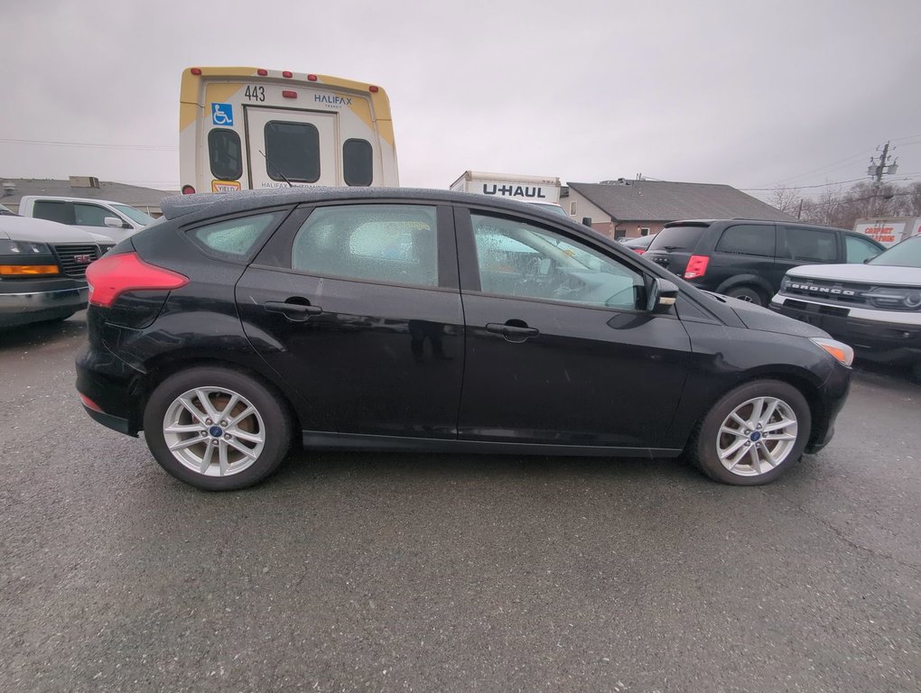 2016 Ford Focus SE in Dartmouth, Nova Scotia - 9 - w1024h768px