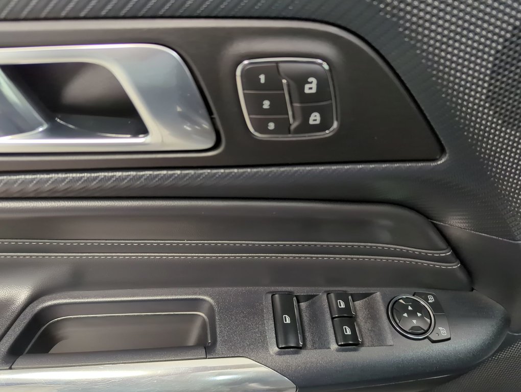 2024 Ford Mustang EcoBoost Premium in Dartmouth, Nova Scotia - 13 - w1024h768px