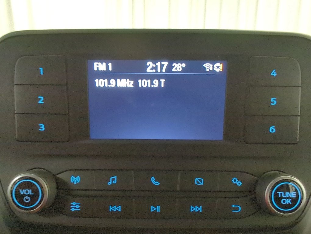 2023 Ford Transit Cargo Van BASE in Dartmouth, Nova Scotia - 16 - w1024h768px