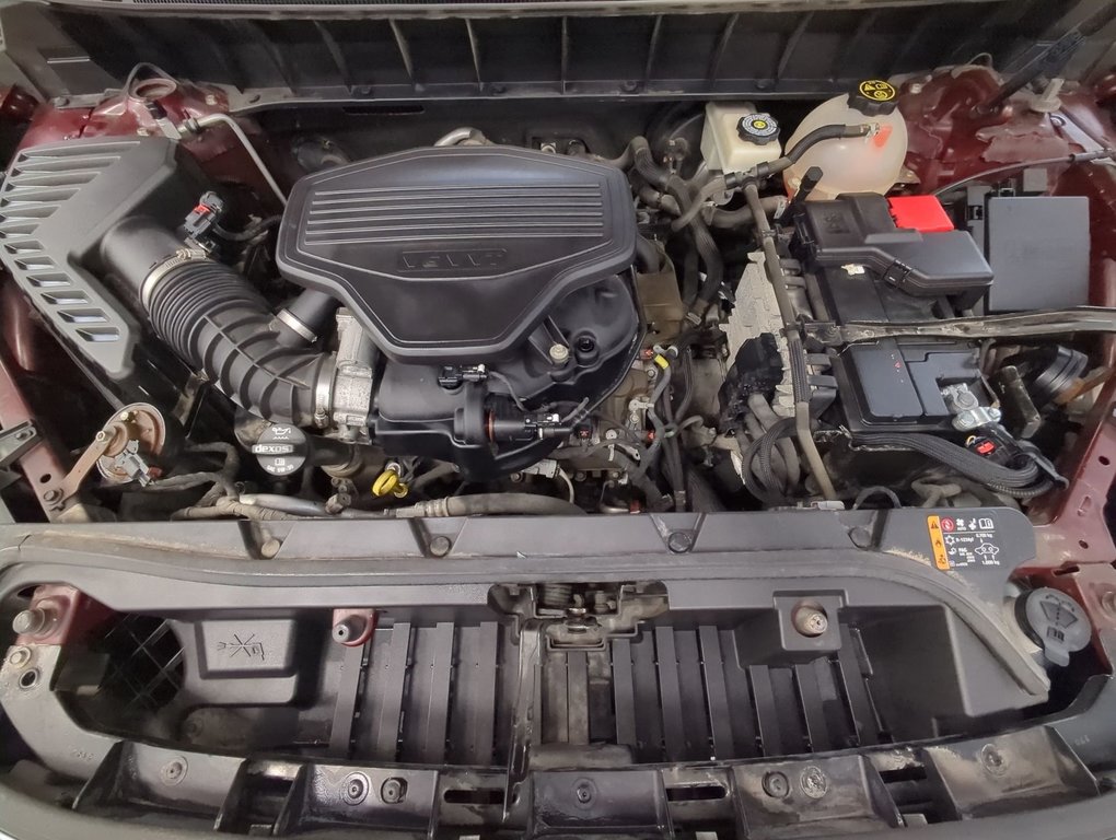 2017 GMC Acadia SLT in Dartmouth, Nova Scotia - 26 - w1024h768px