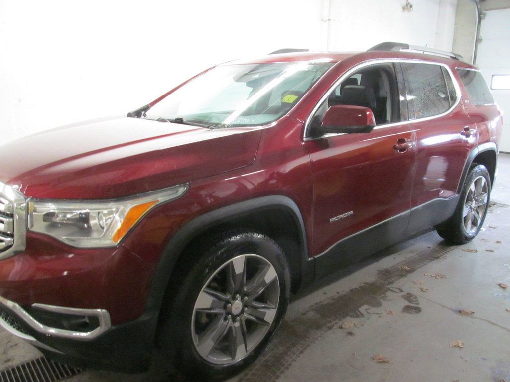 2017 GMC Acadia SLT in Dartmouth, Nova Scotia - 2 - w1024h768px