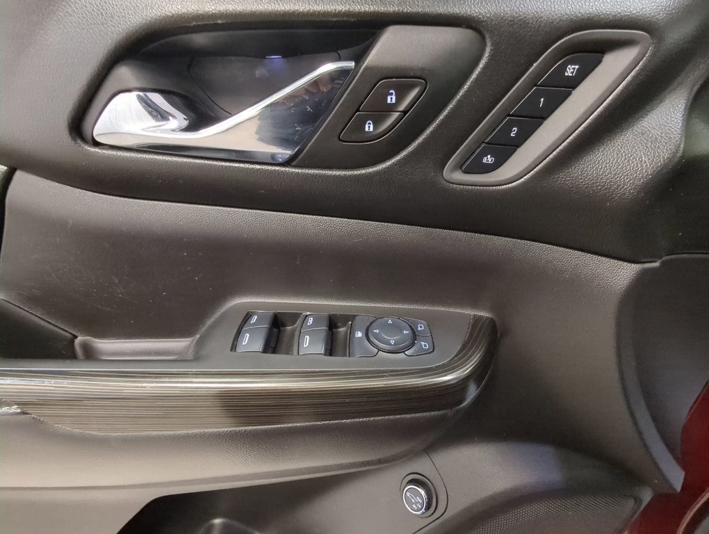 2017 GMC Acadia SLT in Dartmouth, Nova Scotia - 13 - w1024h768px