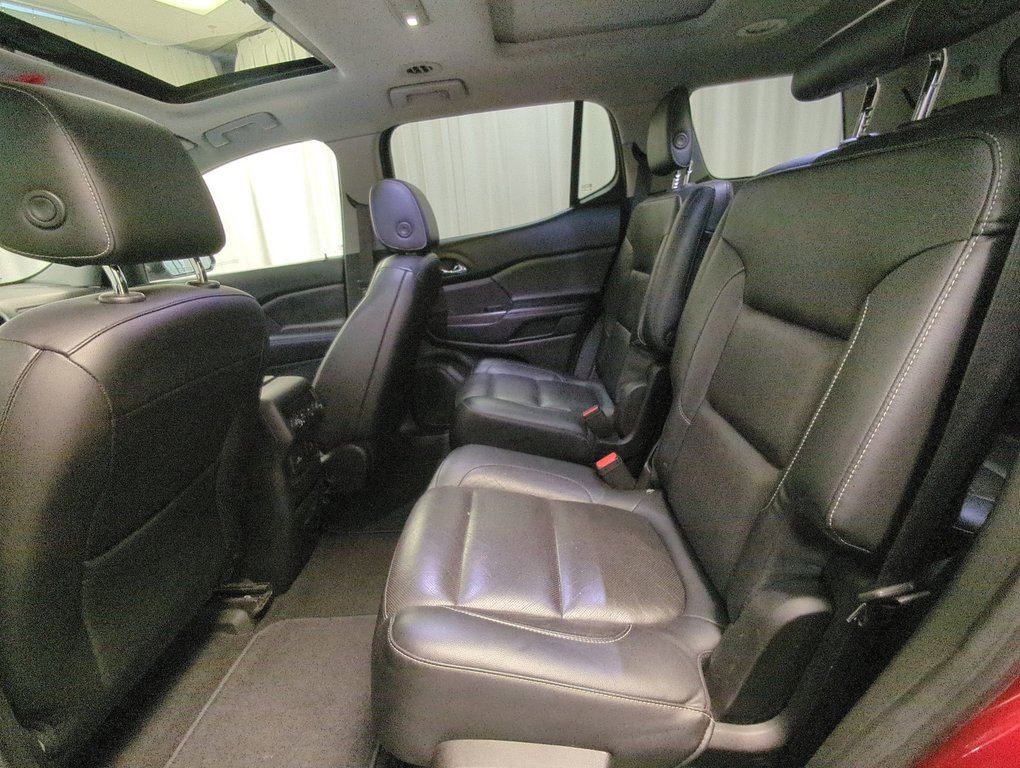 2017 GMC Acadia SLT in Dartmouth, Nova Scotia - 22 - w1024h768px
