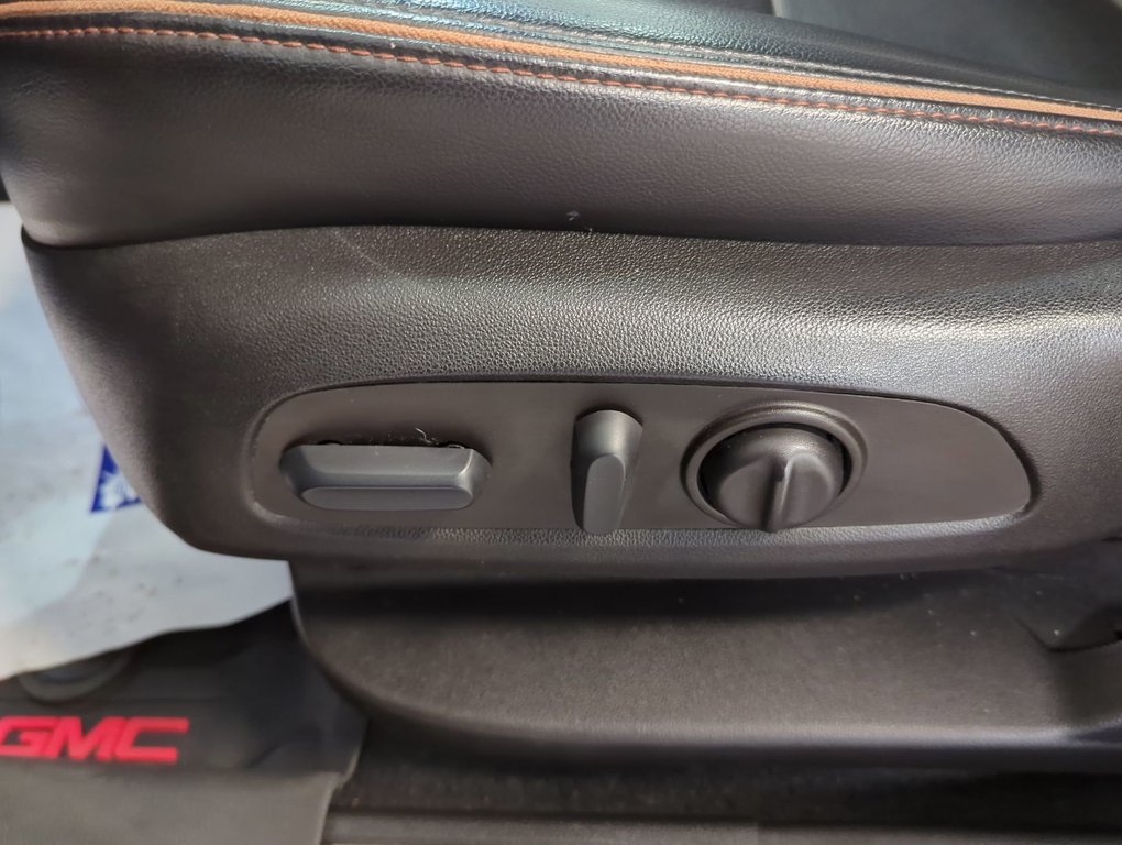 2022 GMC Acadia AT4 in Dartmouth, Nova Scotia - 12 - w1024h768px
