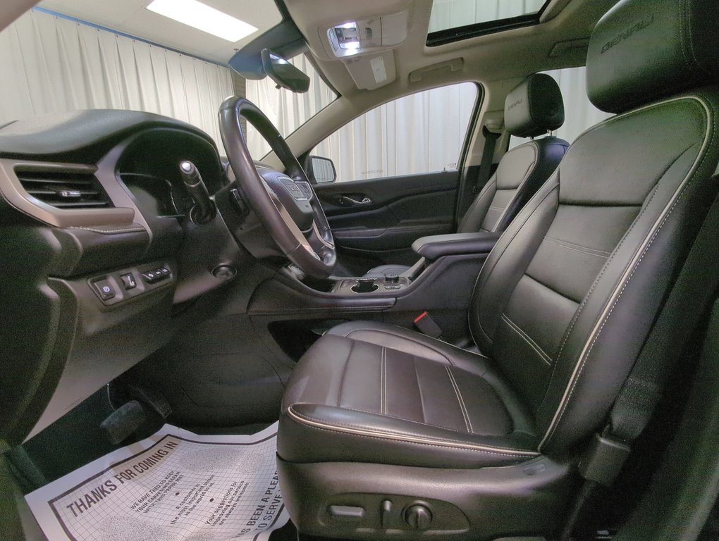 2022 GMC Acadia Denali in Dartmouth, Nova Scotia - 11 - w1024h768px