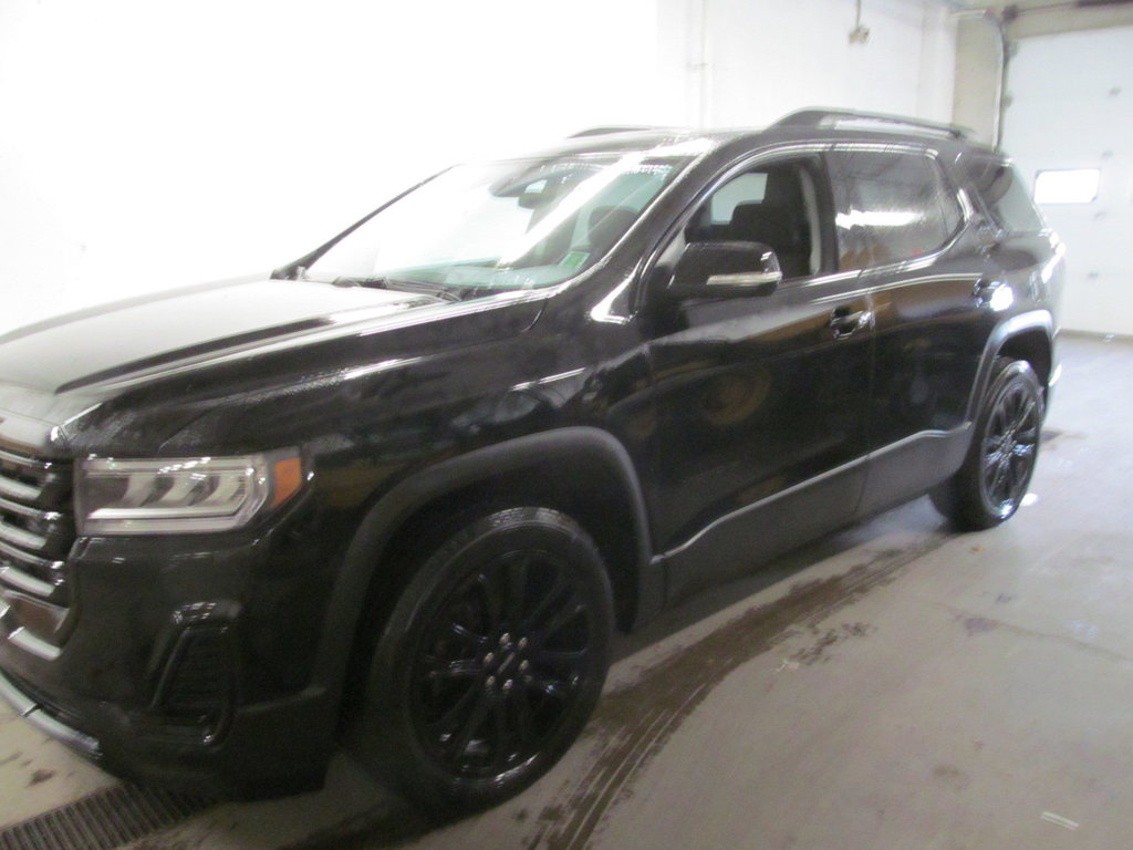 2023 GMC Acadia SLE in Dartmouth, Nova Scotia - 2 - w1024h768px