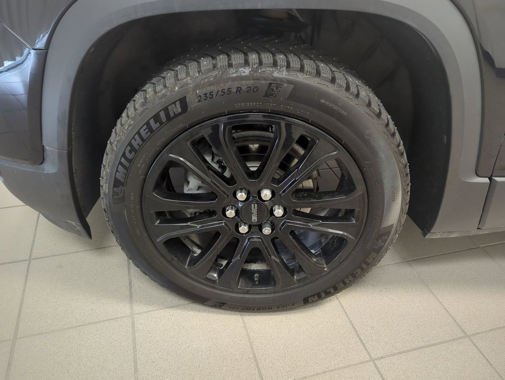2023 GMC Acadia SLE in Dartmouth, Nova Scotia - 10 - w1024h768px