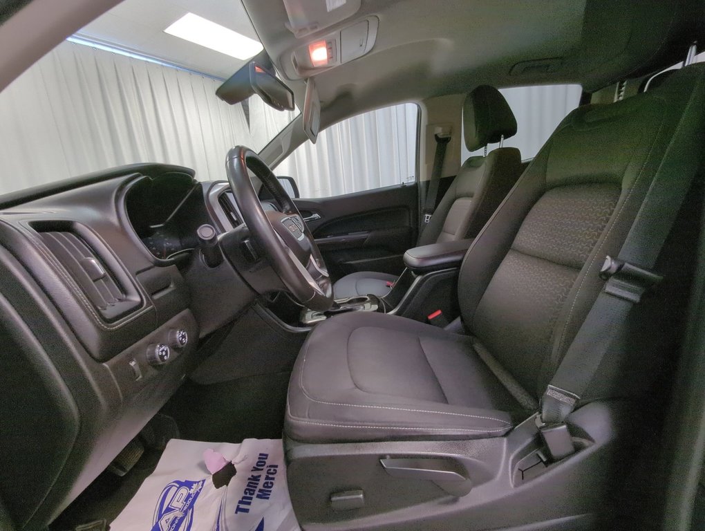 2016 GMC Canyon 4WD SLE in Dartmouth, Nova Scotia - 11 - w1024h768px