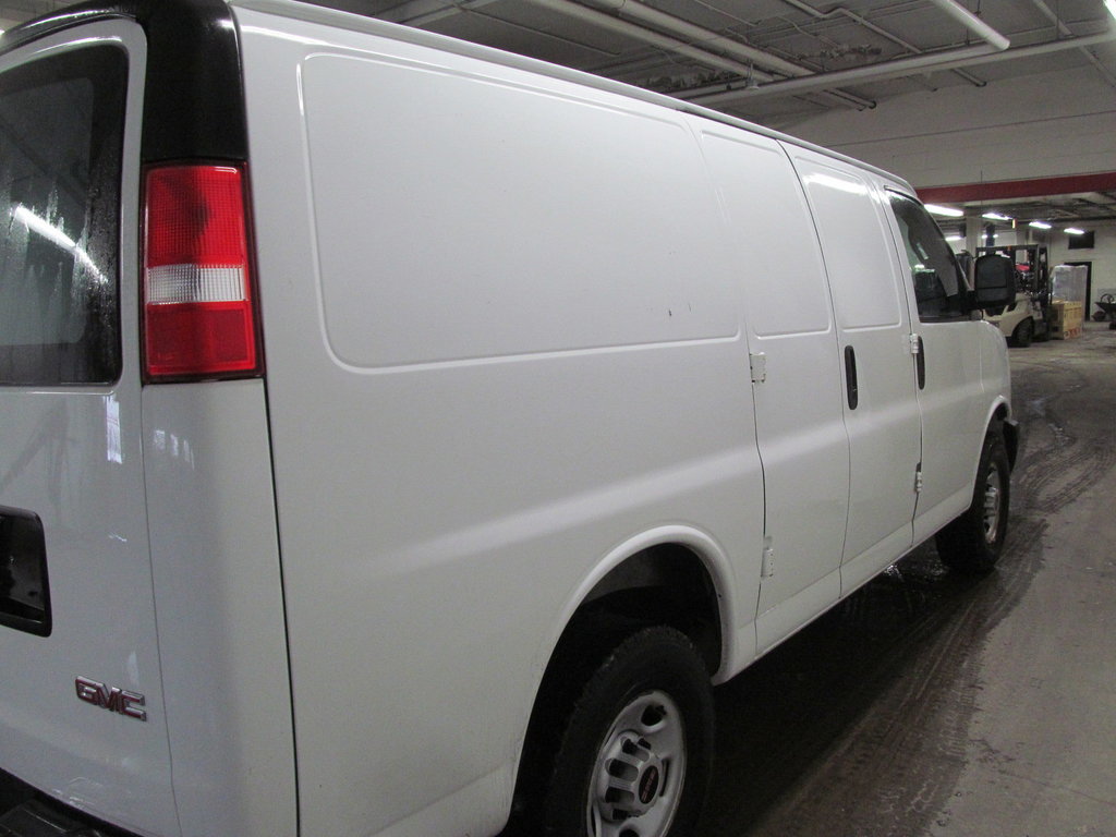 2022 GMC Savana Cargo Van BASE in Dartmouth, Nova Scotia - 4 - w1024h768px