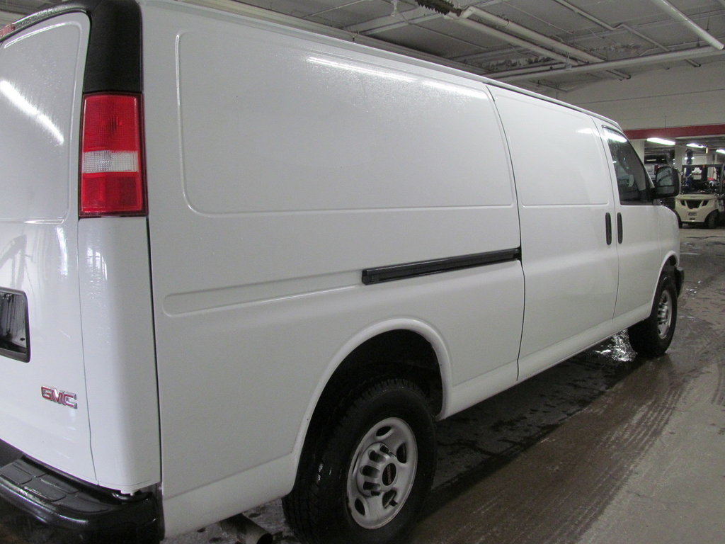 2023 GMC Savana Cargo Van BASE in Dartmouth, Nova Scotia - 4 - w1024h768px