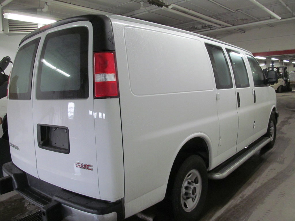 2023 GMC Savana Cargo Van BASE in Dartmouth, Nova Scotia - 4 - w1024h768px