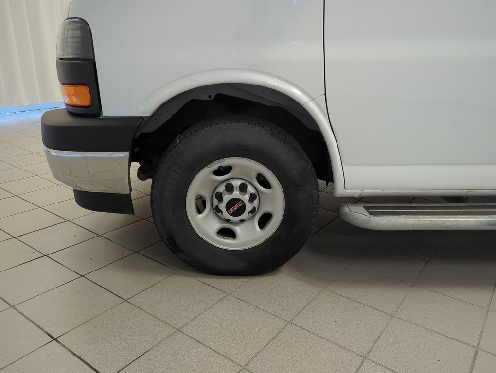 2023 GMC Savana Cargo Van BASE in Dartmouth, Nova Scotia - 10 - w1024h768px
