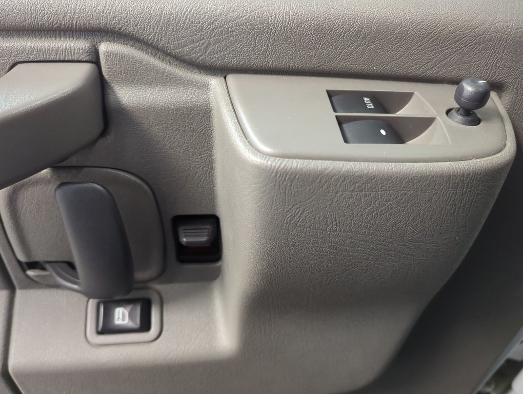 2023 GMC Savana Cargo Van BASE in Dartmouth, Nova Scotia - 13 - w1024h768px