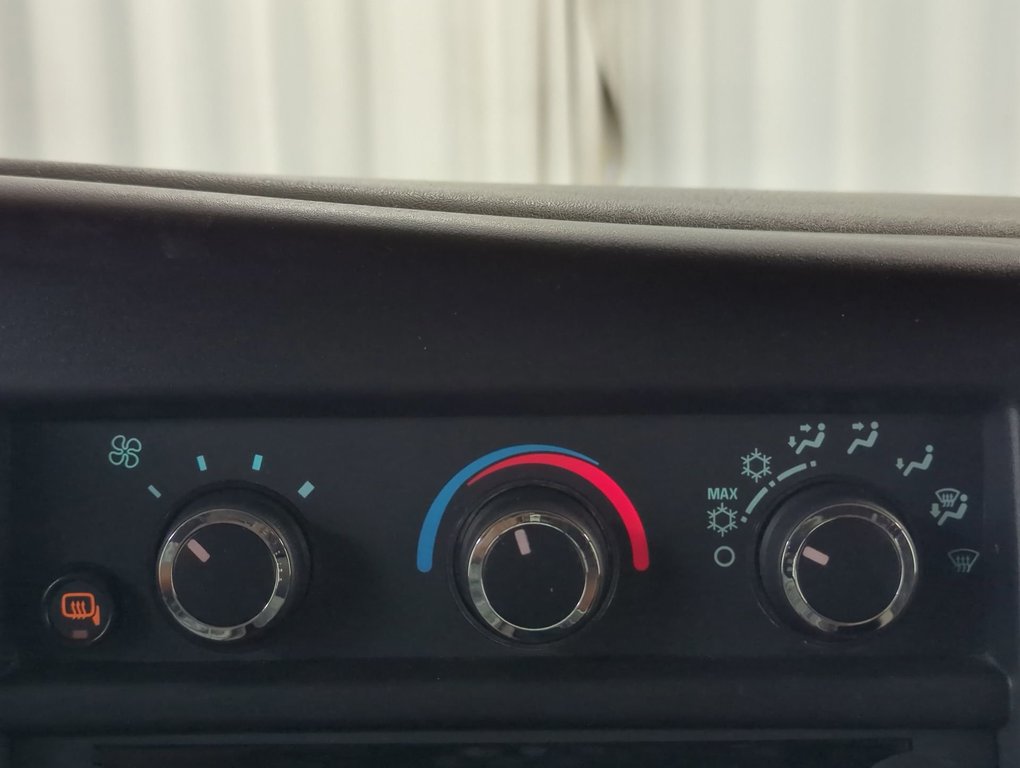 2023 GMC Savana Cargo Van BASE in Dartmouth, Nova Scotia - 18 - w1024h768px