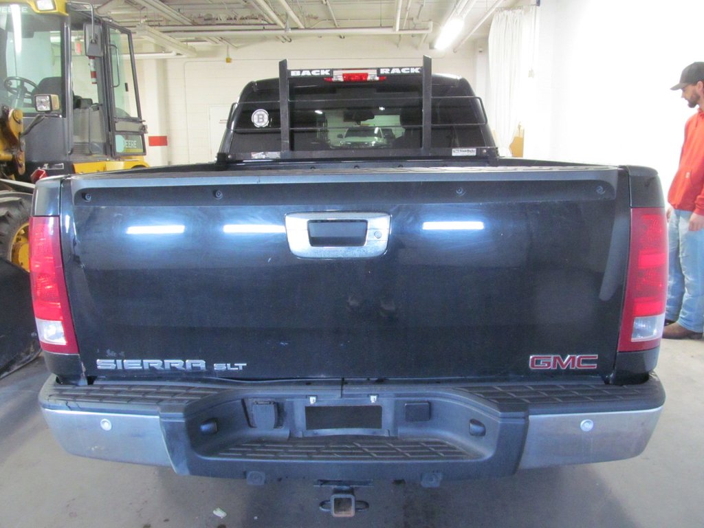 2012 GMC Sierra 1500 SLT in Dartmouth, Nova Scotia - 3 - w1024h768px