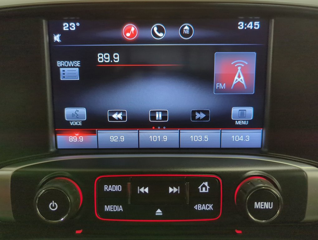2015 GMC Sierra 1500 SLT in Dartmouth, Nova Scotia - 16 - w1024h768px