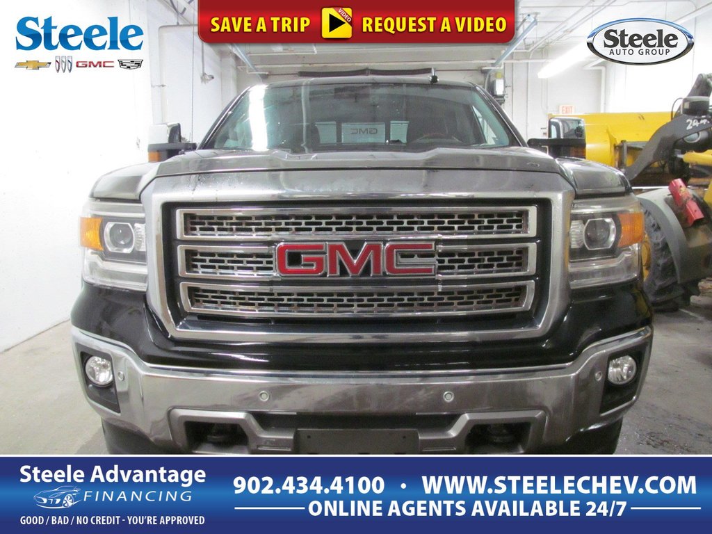 2015 GMC Sierra 1500 SLT in Dartmouth, Nova Scotia - 1 - w1024h768px