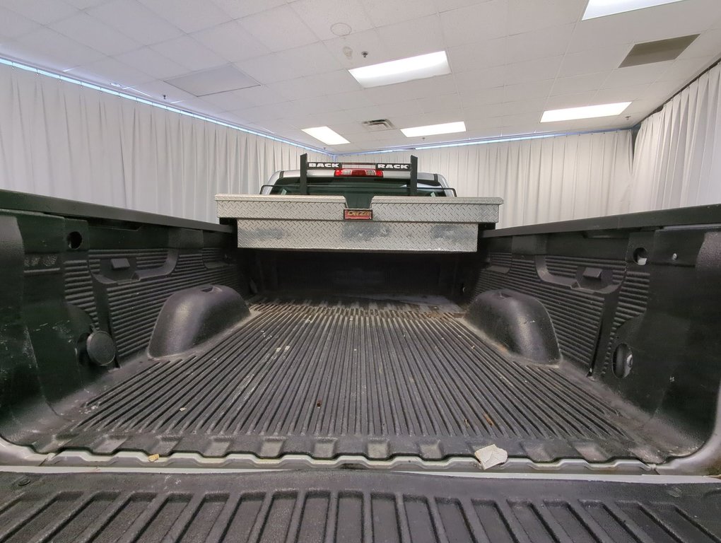 2016 GMC Sierra 1500 BASE in Dartmouth, Nova Scotia - 22 - w1024h768px