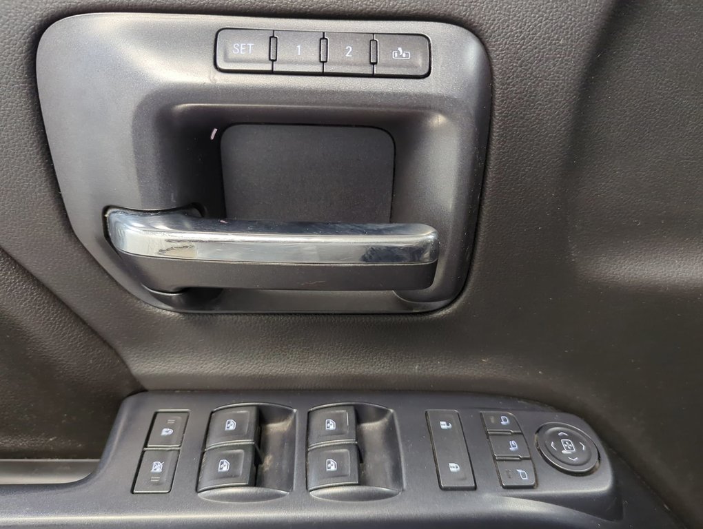2016 GMC Sierra 1500 Denali in Dartmouth, Nova Scotia - 13 - w1024h768px