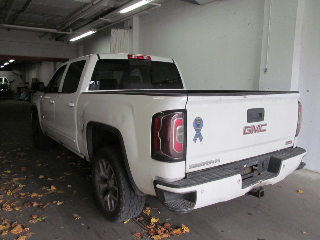 2017  Sierra 1500 SLT in Dartmouth, Nova Scotia - 2 - w1024h768px