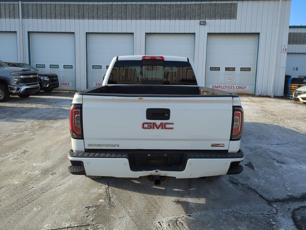 2017 GMC Sierra 1500 SLT in Dartmouth, Nova Scotia - 7 - w1024h768px