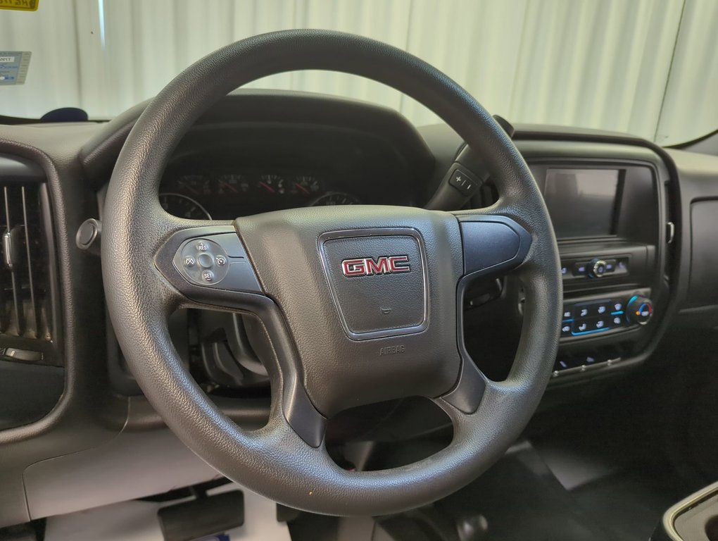 2017 GMC Sierra 1500 BASE in Dartmouth, Nova Scotia - 19 - w1024h768px