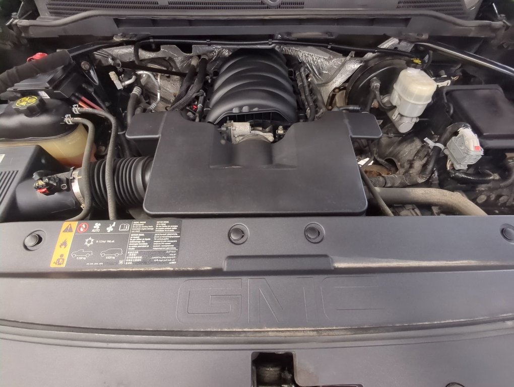 2017 GMC Sierra 1500 BASE in Dartmouth, Nova Scotia - 26 - w1024h768px