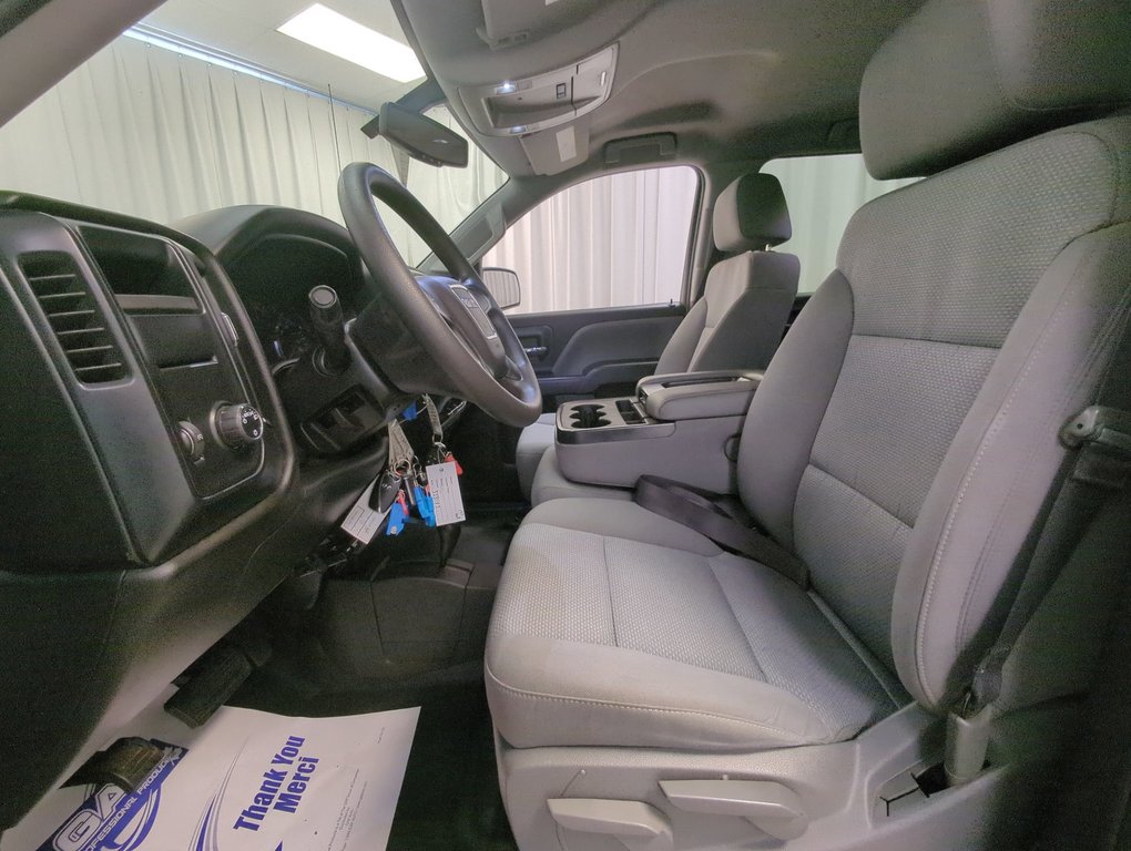 2017 GMC Sierra 1500 BASE in Dartmouth, Nova Scotia - 11 - w1024h768px