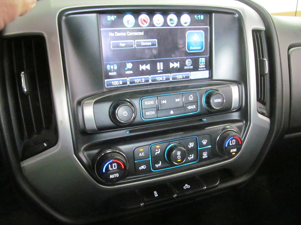 2017 GMC Sierra 1500 SLE in Dartmouth, Nova Scotia - 6 - w1024h768px