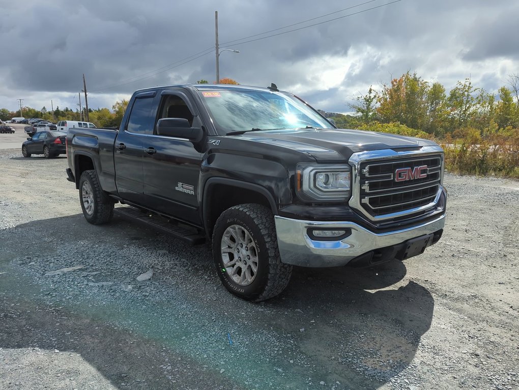 2018  Sierra 1500 SLE in Dartmouth, Nova Scotia - 2 - w1024h768px