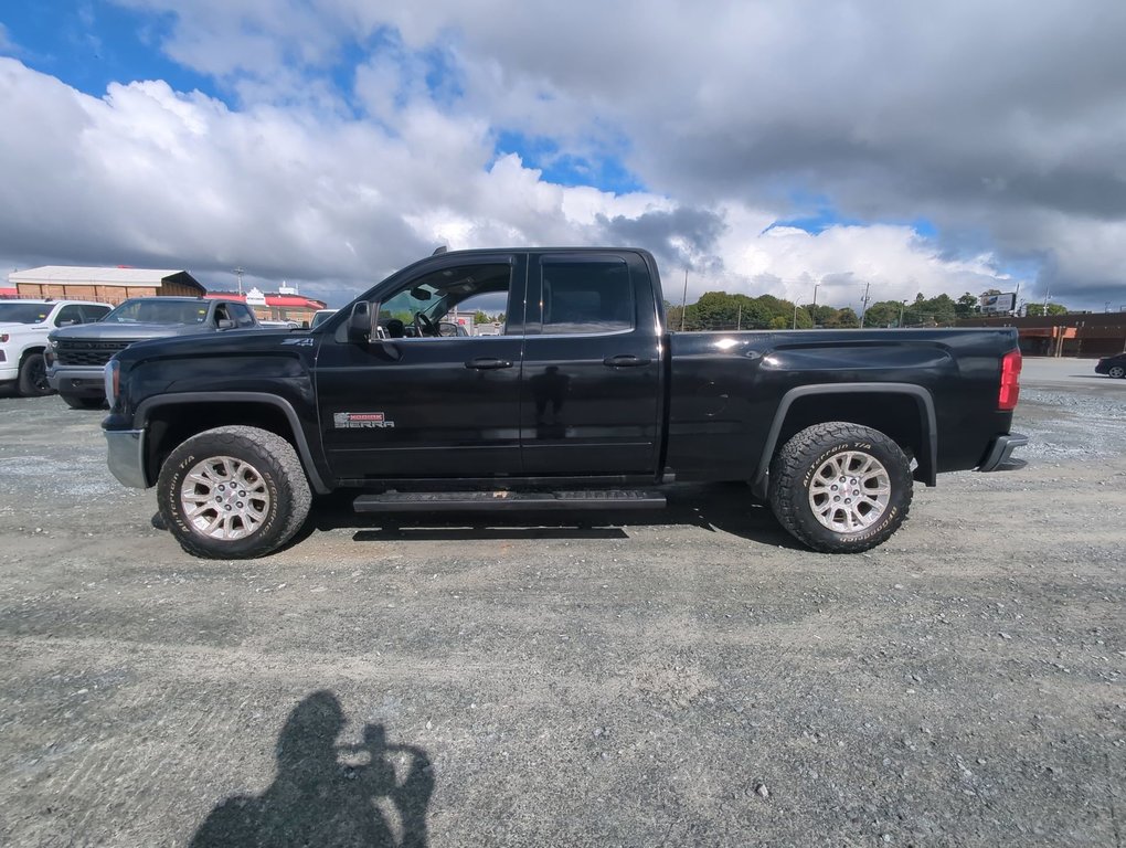 2018  Sierra 1500 SLE in Dartmouth, Nova Scotia - 5 - w1024h768px