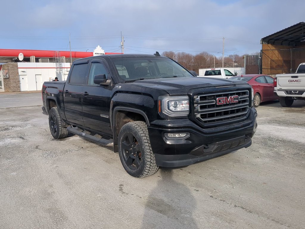 2018 GMC Sierra 1500 SLE in Dartmouth, Nova Scotia - 2 - w1024h768px