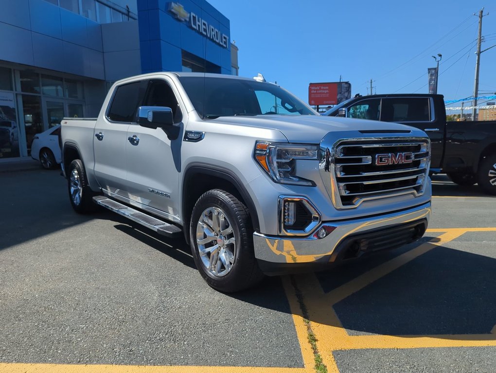 2019  Sierra 1500 SLT in Dartmouth, Nova Scotia - 2 - w1024h768px