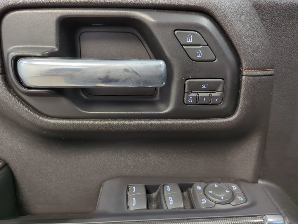 2019 GMC Sierra 1500 AT4 in Dartmouth, Nova Scotia - 13 - w1024h768px