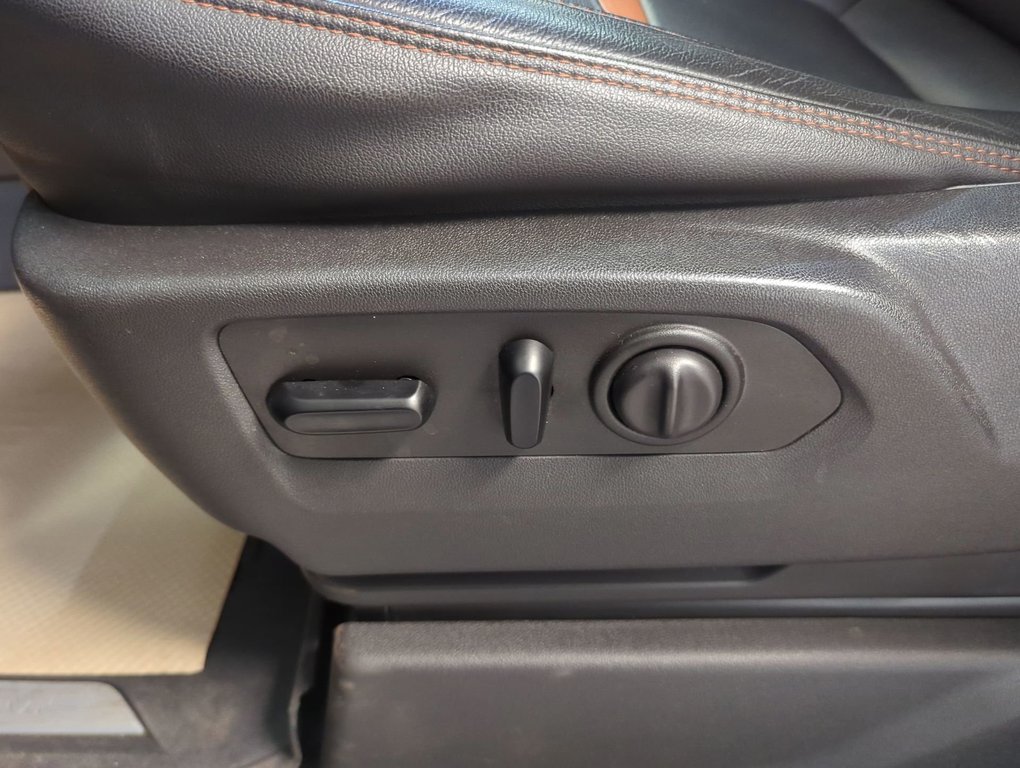 2019 GMC Sierra 1500 AT4 in Dartmouth, Nova Scotia - 12 - w1024h768px