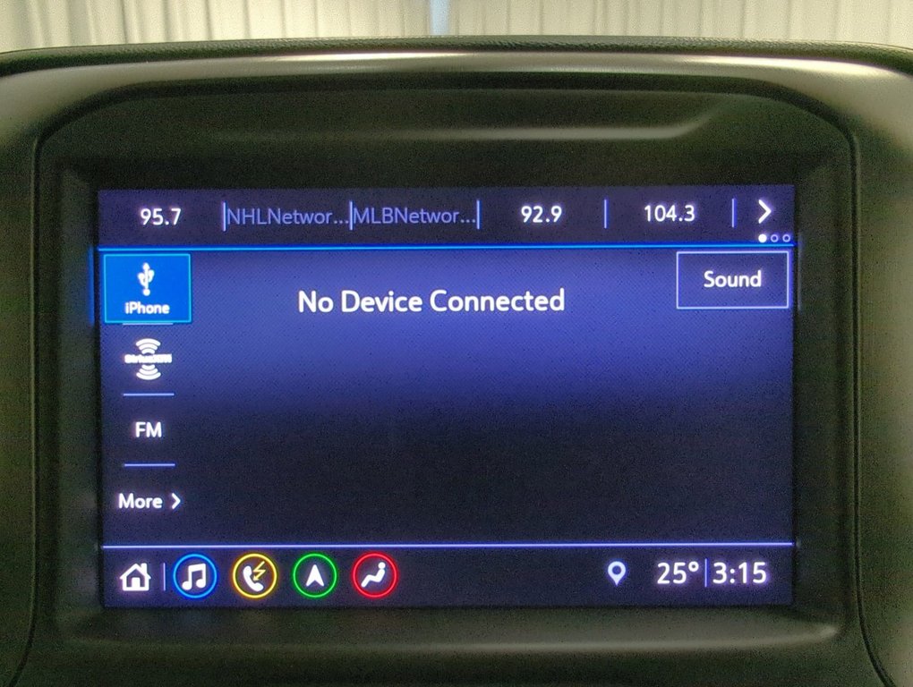 2019 GMC Sierra 1500 AT4 in Dartmouth, Nova Scotia - 16 - w1024h768px