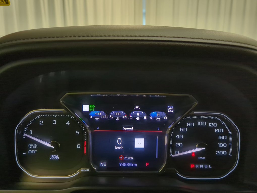 2019 GMC Sierra 1500 AT4 in Dartmouth, Nova Scotia - 15 - w1024h768px