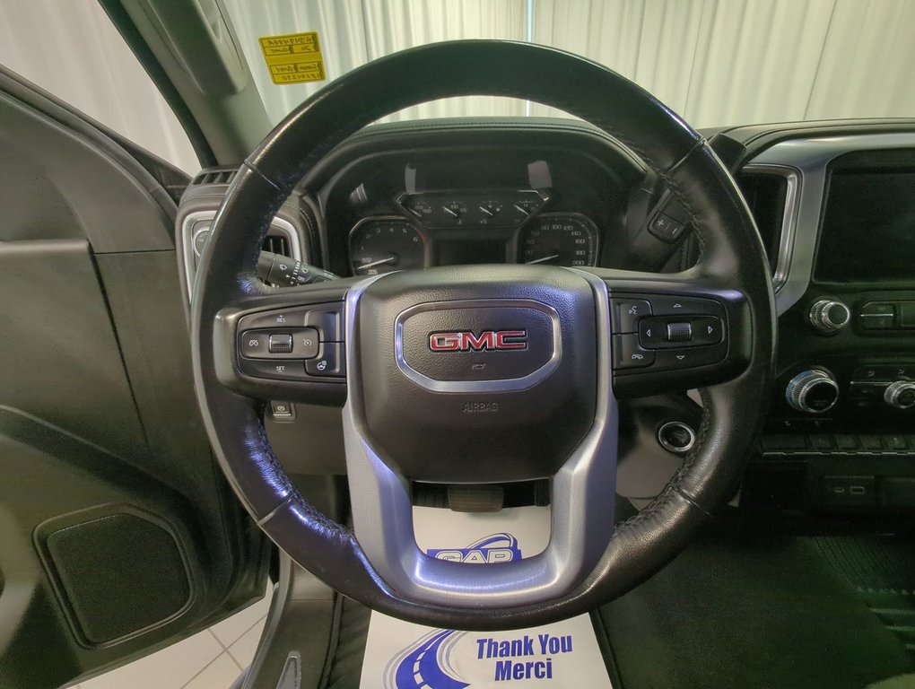 2020 GMC Sierra 1500 SLE in Dartmouth, Nova Scotia - 14 - w1024h768px