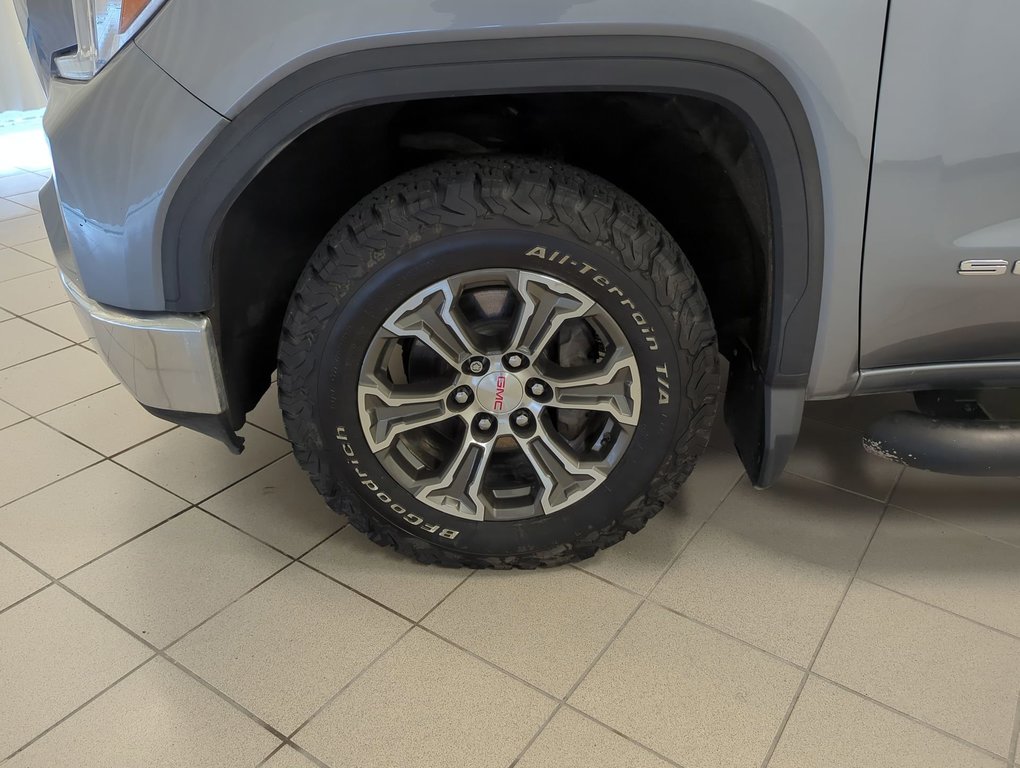2020 GMC Sierra 1500 SLE in Dartmouth, Nova Scotia - 10 - w1024h768px