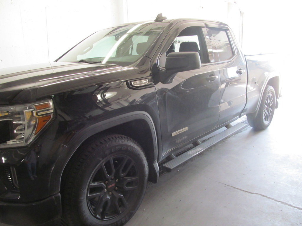 2021 GMC Sierra 1500 Elevation in Dartmouth, Nova Scotia - 2 - w1024h768px