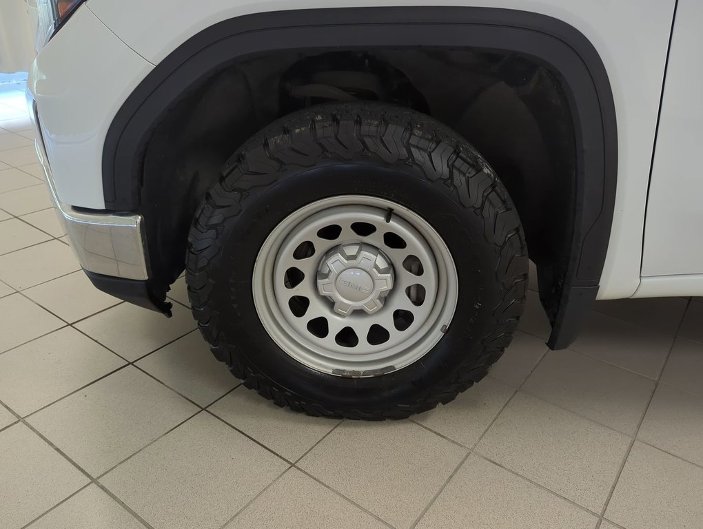 2022 GMC Sierra 1500 Pro in Dartmouth, Nova Scotia - 10 - w1024h768px