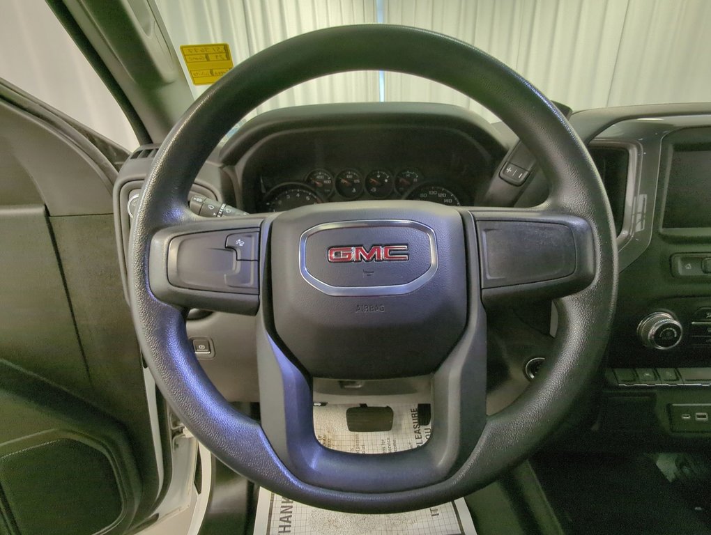 2023 GMC Sierra 1500 Pro in Dartmouth, Nova Scotia - 14 - w1024h768px