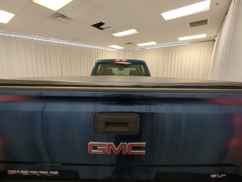 2017 GMC Sierra 2500HD SLT in Dartmouth, Nova Scotia - 23 - w1024h768px