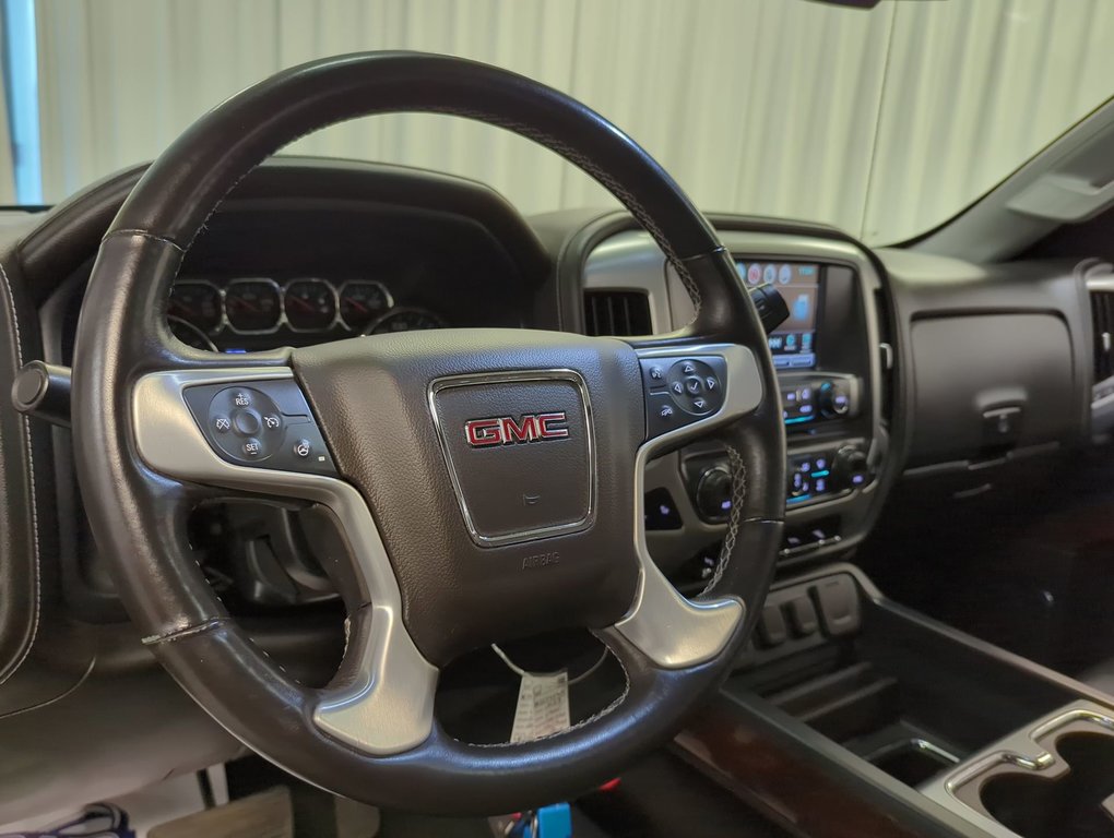 2017 GMC Sierra 2500HD SLT in Dartmouth, Nova Scotia - 19 - w1024h768px