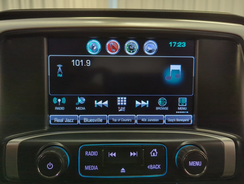 2017 GMC Sierra 2500HD SLT in Dartmouth, Nova Scotia - 16 - w1024h768px