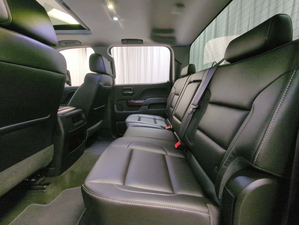 2017 GMC Sierra 2500HD SLT in Dartmouth, Nova Scotia - 22 - w1024h768px