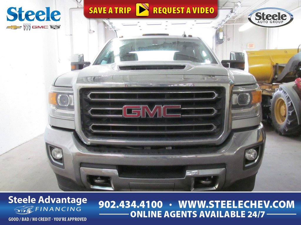 2019 GMC Sierra 2500HD SLT in Dartmouth, Nova Scotia - 1 - w1024h768px