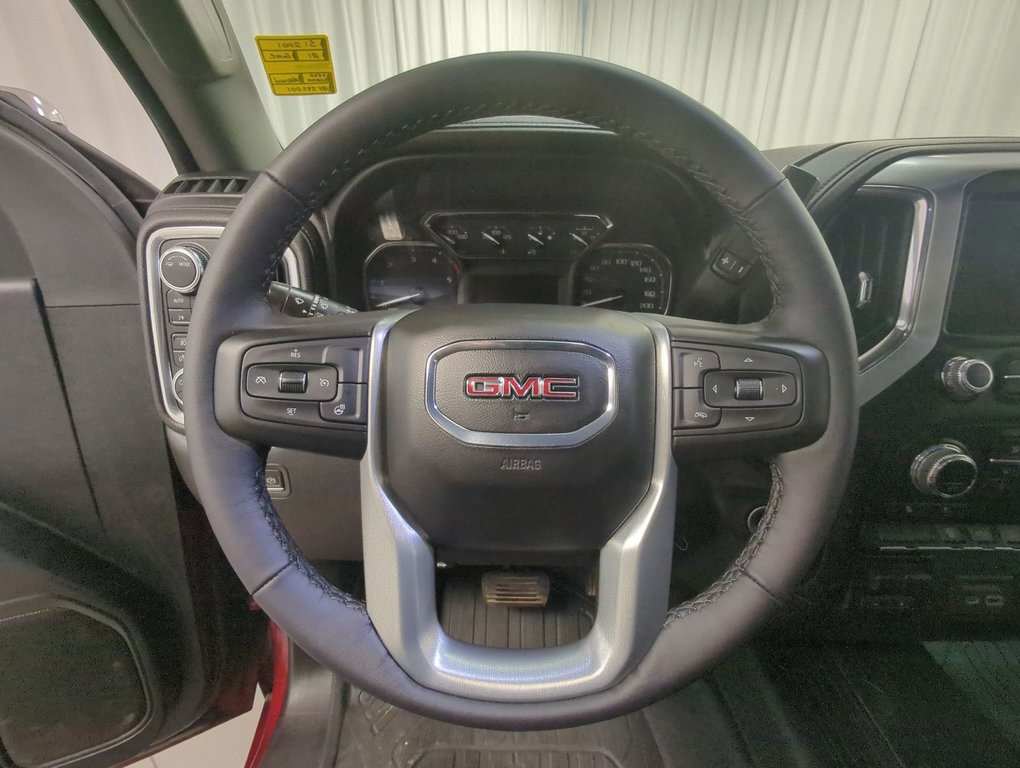 2021 GMC Sierra 2500HD SLT in Dartmouth, Nova Scotia - 14 - w1024h768px